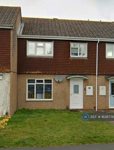 3 Bedroom Terraced House To Rent In Moore Crescent, Netley Abbey, Southampton, SO31