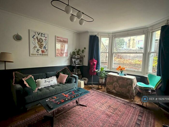 1 Bedroom Flat To Rent In Lilford Road, London, SE5