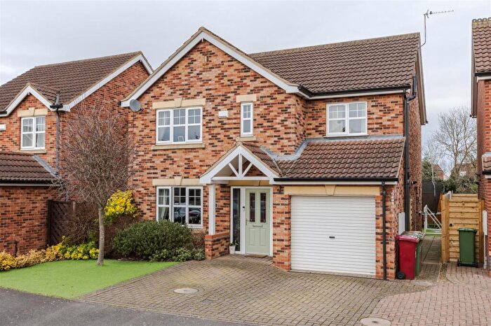 4 Bedroom Detached House For Sale In Old School Close, Brigg, DN20