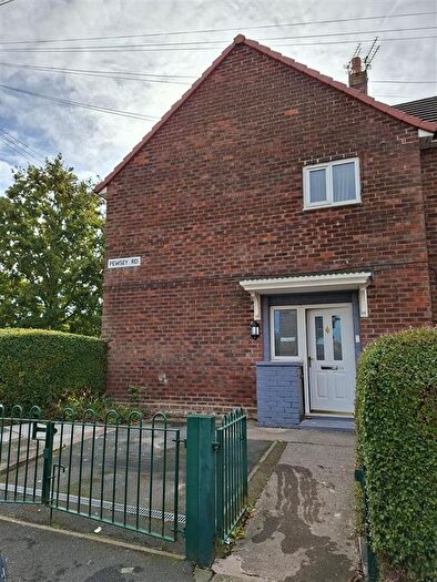2 Bedroom Flat To Rent In Pewsey Road, Manchester, M22