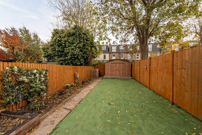 3 Bedroom Terraced House To Rent In Ravensbury Road, Southfields, London, SW18