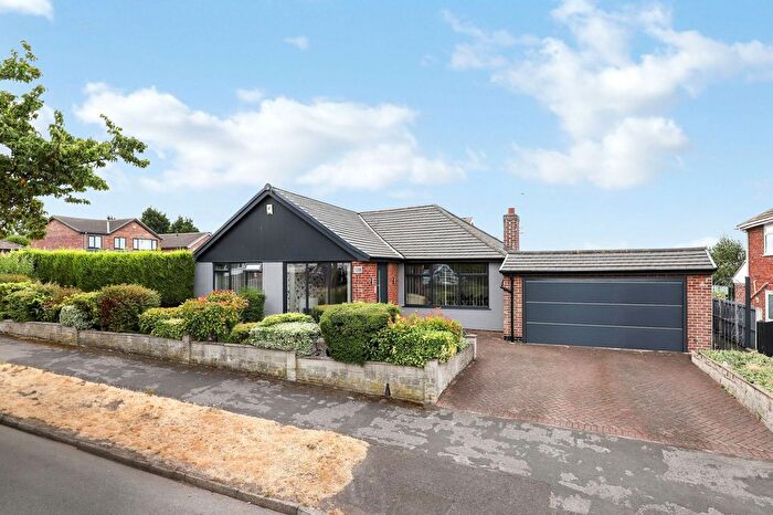 3 Bedroom Detached Bungalow For Sale In Brownlow Drive, Nottingham, NG5