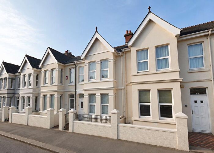 4 Bedroom Terraced House For Sale In Glen Park Avenue, Plymouth, Devon, PL4