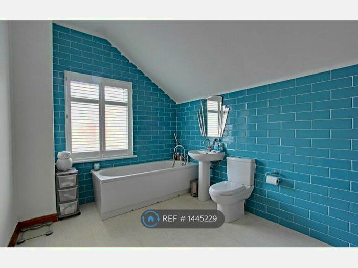 2 Bedroom Terraced House To Rent In Clumber Street, Hull, HU5