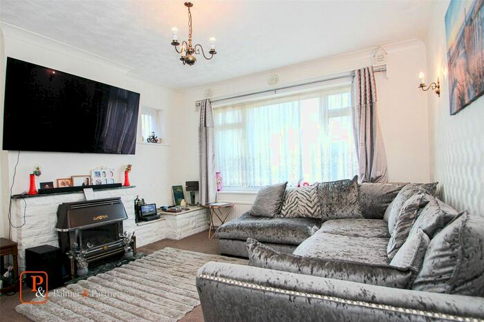 2 Bedroom Bungalow To Rent In 12 Cottage Grove, Clacton-On-Sea, Essex CO16