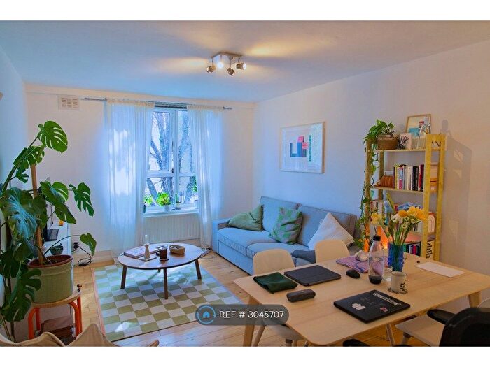 1 Bedroom Flat To Rent In Haslam Close, London, N1