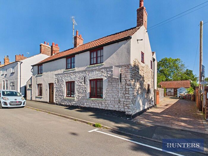 4 Bedroom Cottage For Sale In Stonegate, Hunmanby, Filey, YO14