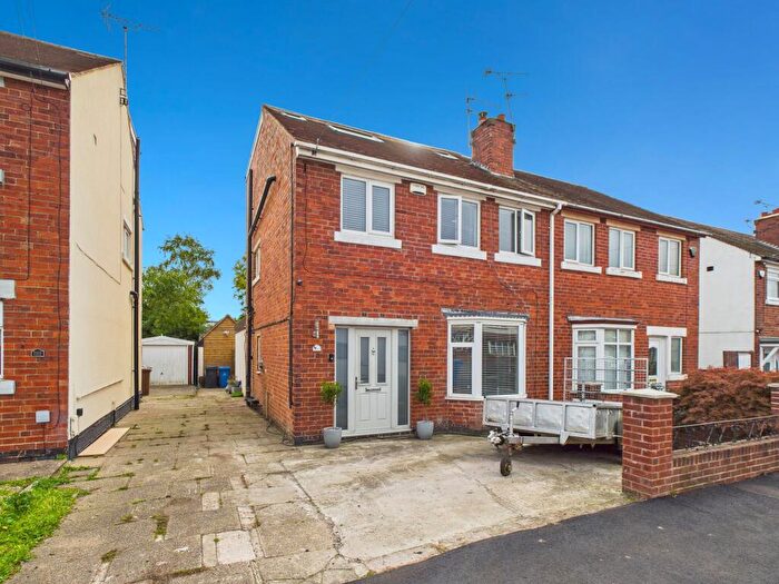 4 Bedroom Semi-Detached House For Sale In Rosamonds Ride, Littleover, DE23