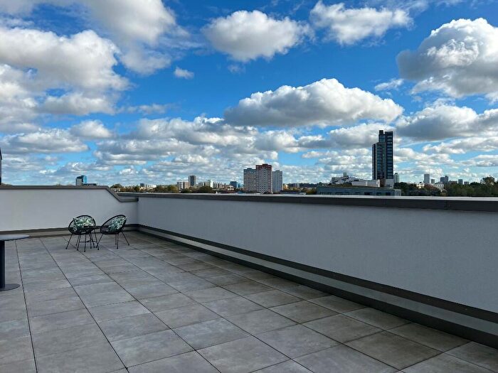2 Bedroom Penthouse To Rent In Neptune Wharf, London, SE8