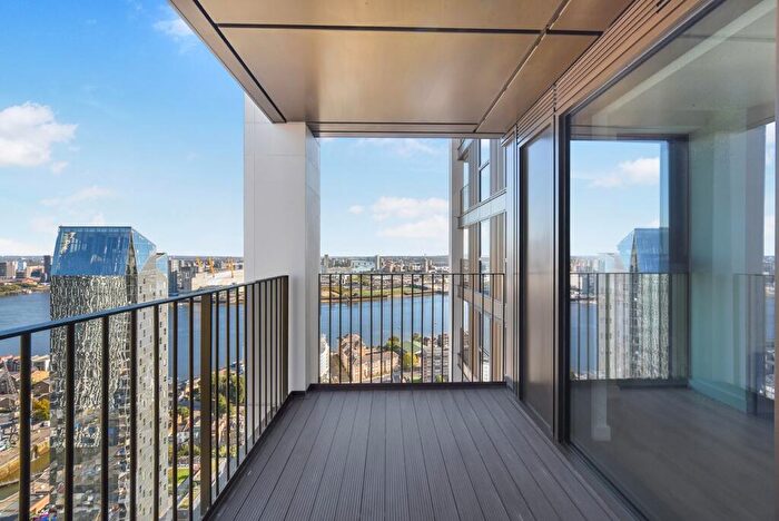 1 Bedroom Apartment To Rent In One Thames Quay, Marsh Wall, E14