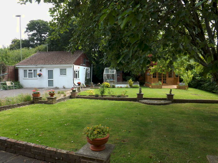 1 Bedroom Apartment To Rent In Ladybridge Road, Waterlooville, PO7