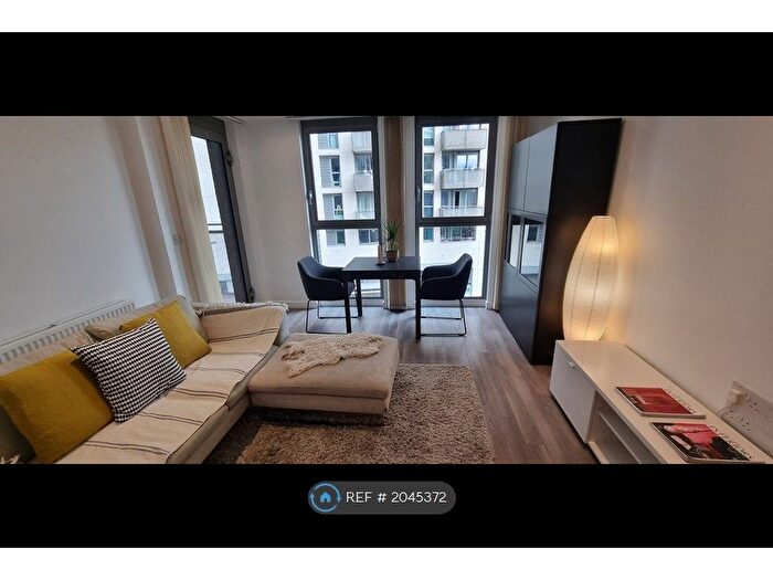 1 Bedroom Flat To Rent In Roma Corte, London, SE13