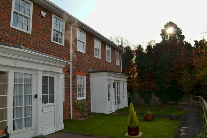 2 Bedroom Terraced House To Rent In Hill Lands, Wargrave, Berkshire, RG10