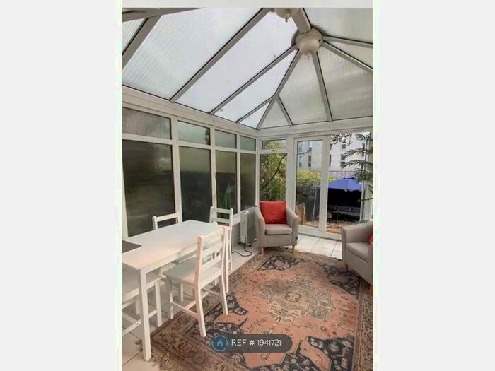 2 Bedroom Flat To Rent In Florence Road, London, SE14