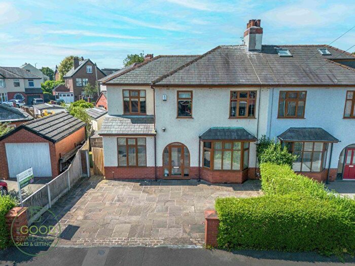 4 Bedroom Semi Detached House For Sale In The Crescent, Preston, PR2