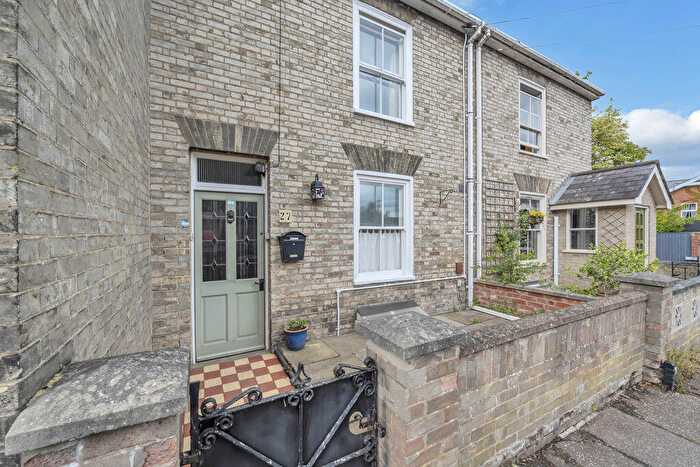 2 Bedroom Terraced House For Sale In Albert Street, Bury St. Edmunds, IP33