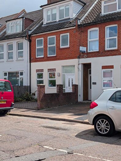 2 Bedroom Flat To Rent In St Leonard's Road, Bournemouth, Bournemouth Christchurch Poole, BH8