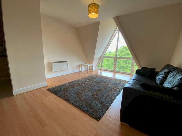 2 Bedroom Apartment To Rent In Apex, Withington Road, M16