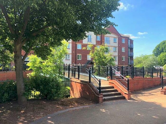 2 Bedroom Apartment To Rent In Riverside Walk, Stafford, ST16