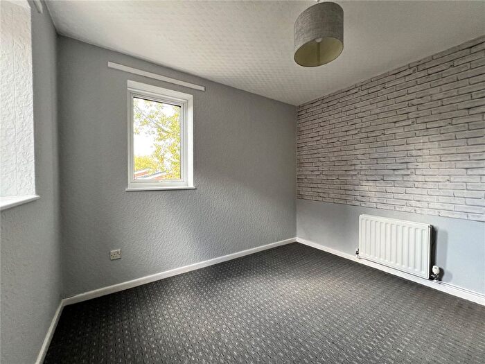 3 Bedroom Terraced House For Sale In Warrensway, Woodside, Telford, Shropshire, TF7