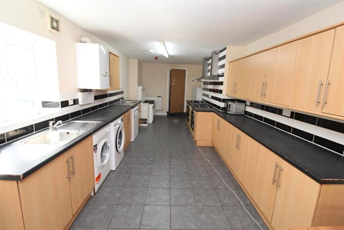 1 Bedroom Terraced House To Rent In Miskin Street, Cardiff, CF24