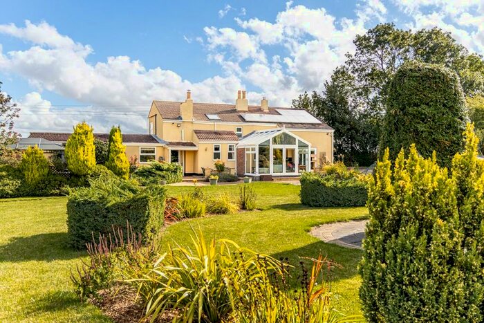 4 Bedroom Detached House For Sale In Kirton Drove, LN4