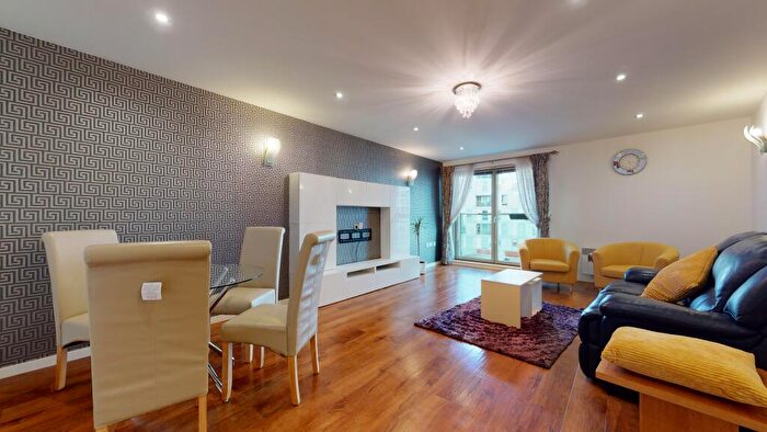 2 Bedroom Flat To Rent In Michigan Building, Biscayne Avenue, E14