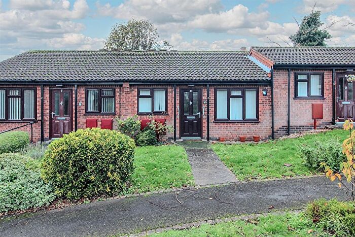 2 Bedroom Semi Detached Bungalow For Sale In Magnolia Close, Bridge Green, Strelley, Nottingham, NG8