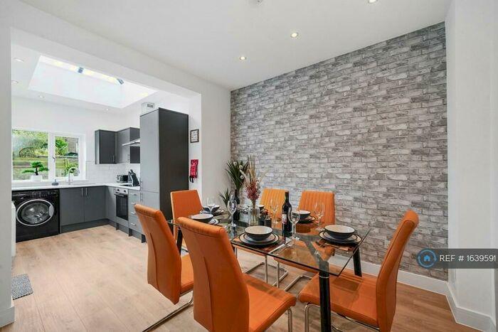 2 Bedroom Terraced House To Rent In Zion Place, Gravesend, DA12