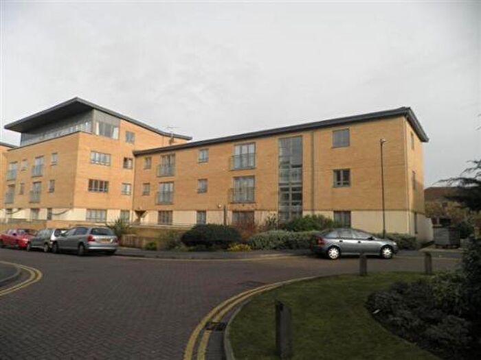 1 Bedroom Flat To Rent In Sovereign Place, Harrow, HA1