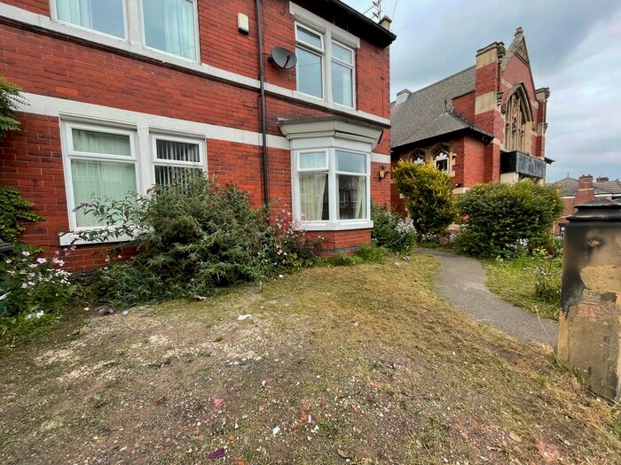5 Bedroom End Of Terrace House To Rent In Gerard Rd, Wellgate, Rotherham, S60