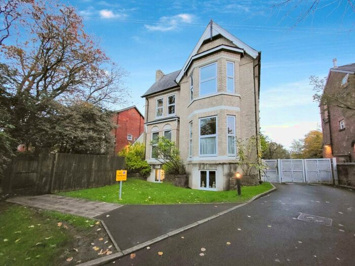 2 Bedroom Flat To Rent In Palatine Road, West Didsbury, Manchester, M20