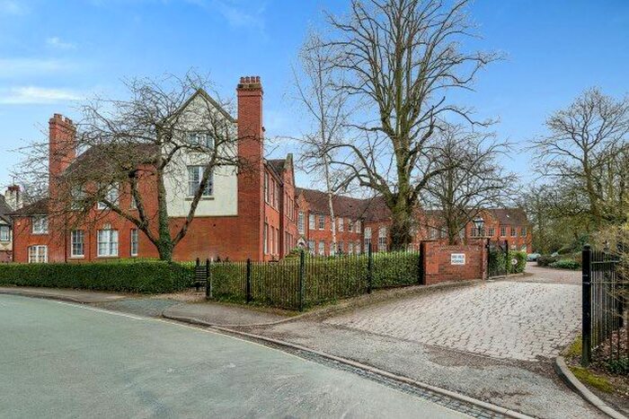 1 Bedroom Flat To Rent In The Oval, Stafford, ST17