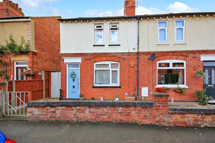 2 Bedroom Semi-Detached House For Sale In Kings Road, Rushden, NN10