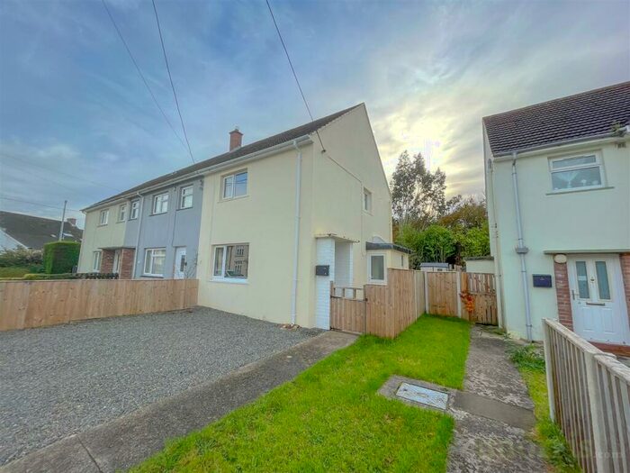 2 Bedroom End Of Terrace House For Sale In Maesybedw, Boncath, SA37