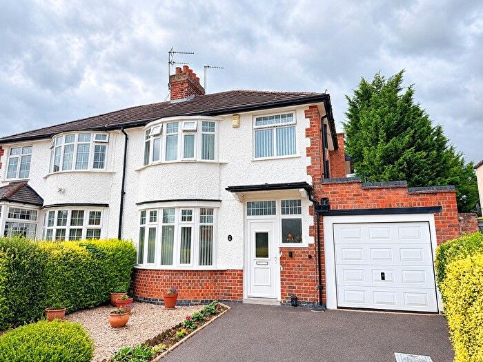 3 Bedroom Semi-Detached House For Sale In Park Hill Drive, Leicester, Leicestershire., LE2