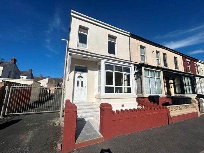 6 Bedroom House To Rent In St. Pauls Road, Blackpool, FY1