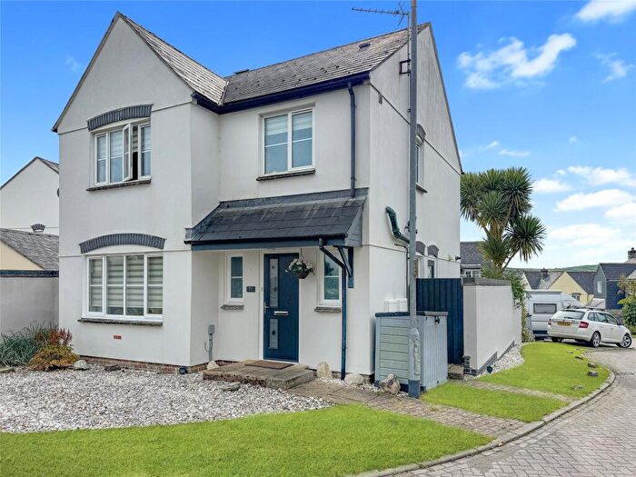 3 Bedroom Detached House For Sale In Kestell Parc, Bodmin, Cornwall, PL31