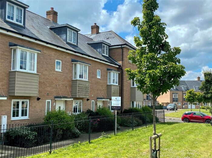 3 Bedroom Terraced House To Rent In Lawes Walk, Minchin Road, Romsey, Hampshire, SO51