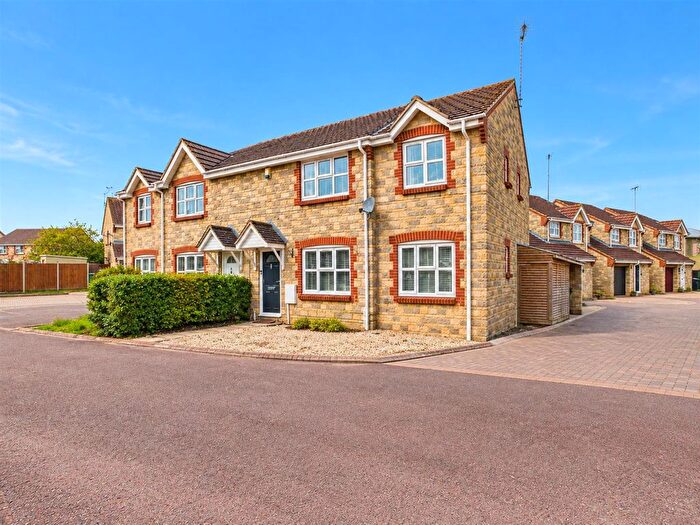 4 Bedroom Semi-Detached House For Sale In Grenville Close, Churchdown, Gloucester, GL3