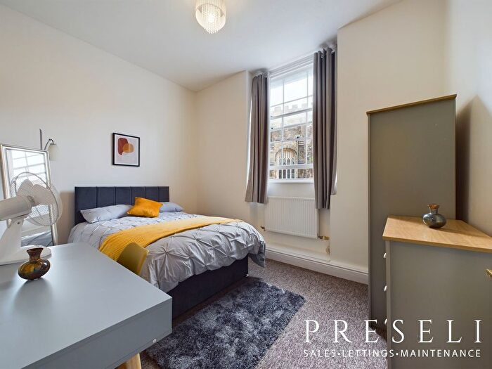 2 Bedroom Flat To Rent In Flat St. Mary's Church Hall, St. Mary's Street, Haverfordwest, Pembrokeshire, SA61