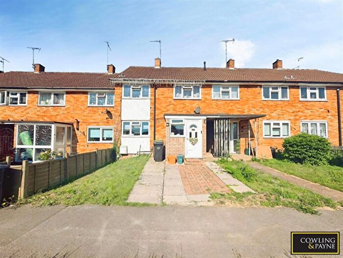3 Bedroom House To Rent In Curling Walk, Basildon, SS14