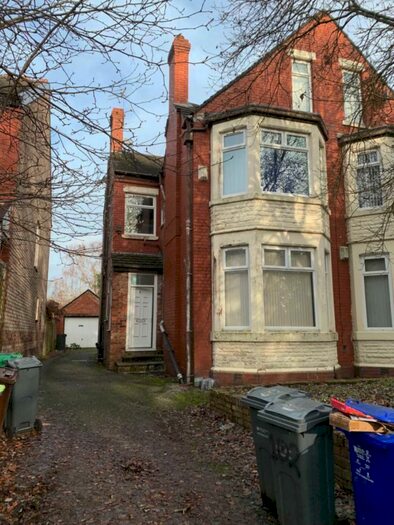 1 Bedroom Flat To Rent In College Road, Whalley Range, M16