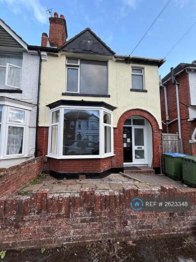5 Bedroom Semi-Detached House To Rent In Mayflower Road, Southampton, SO15