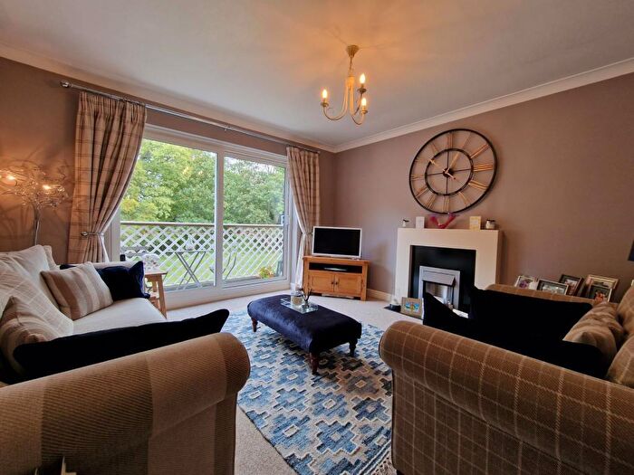 2 Bedroom Apartment To Rent In Long Lane, Beverley, HU17