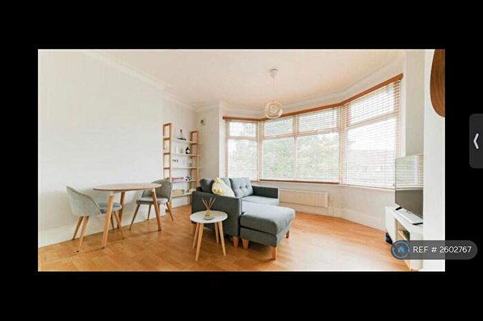 1 Bedroom Flat To Rent In Grayham Road, New Malden, KT3