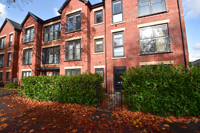 2 Bedroom Flat For Sale In Damson Court, Stretford Road, Urmston, M41