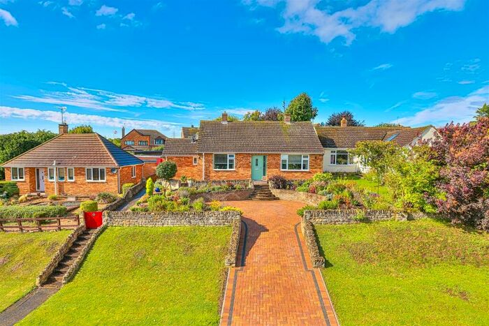 3 Bedroom Detached Bungalow For Sale In High Street, Stanion, NN14