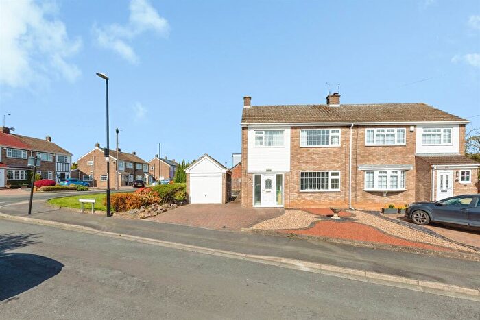 3 Bedroom Semi Detached House For Sale In Porlock Close, Coventry, CV3