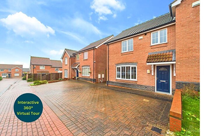 3 Bedroom Semi-Detached House For Sale In Appleleaf Lane, Barton-upon-Humber, North Lincolnshire, DN18